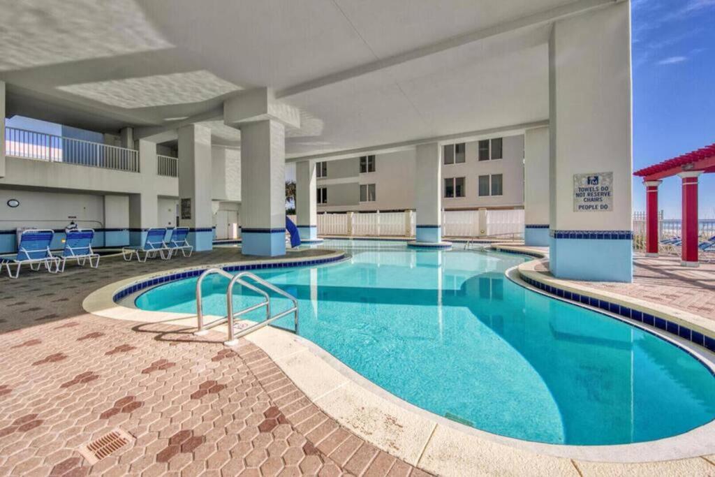 Beachfront #712 At Majestic Apartment *