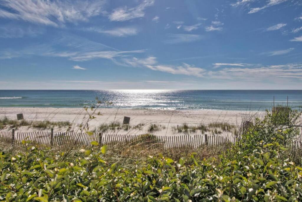 Apartment Beachfront #712 At Majestic Panama City Beach